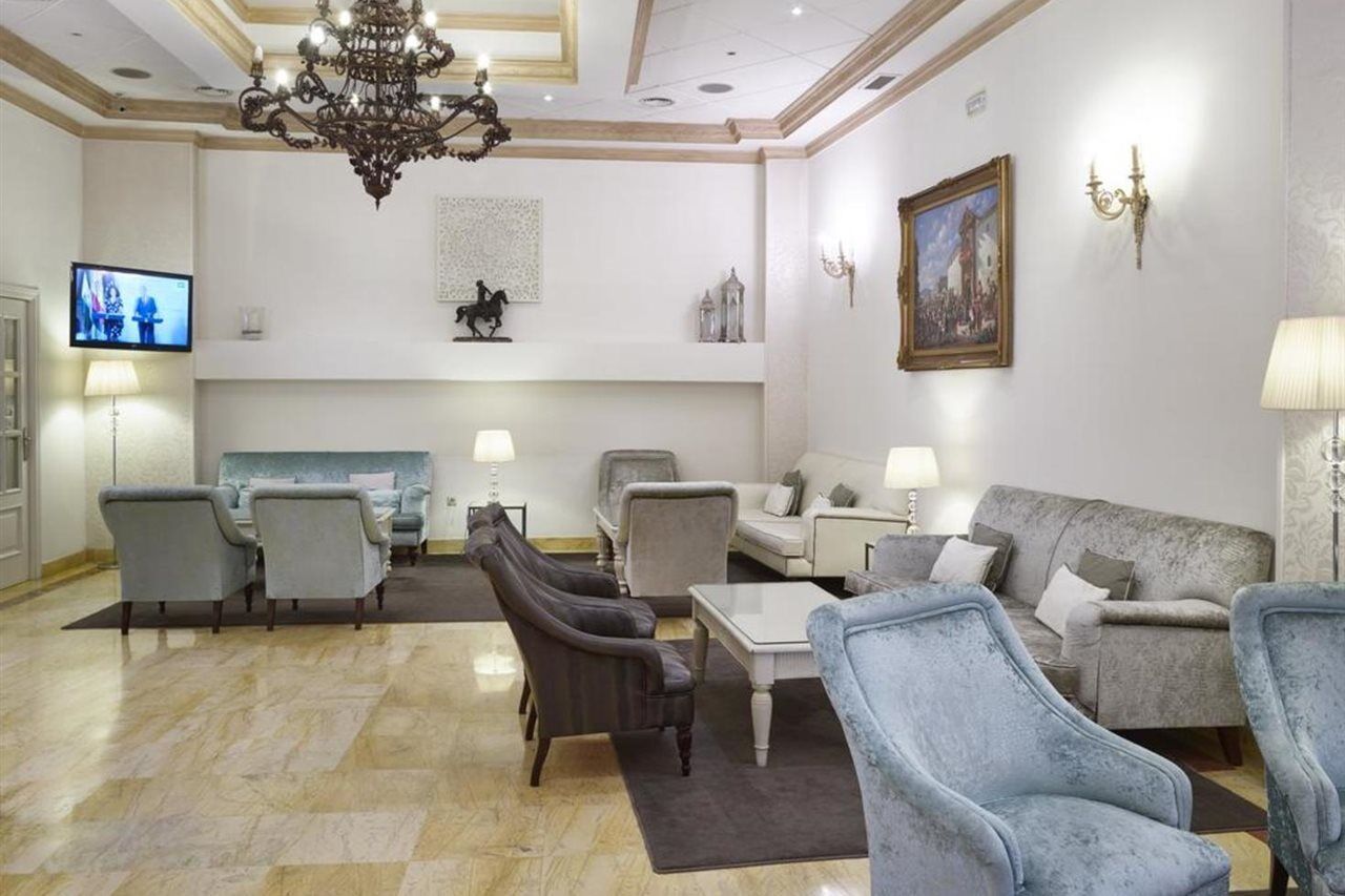 Maestranza Hotel